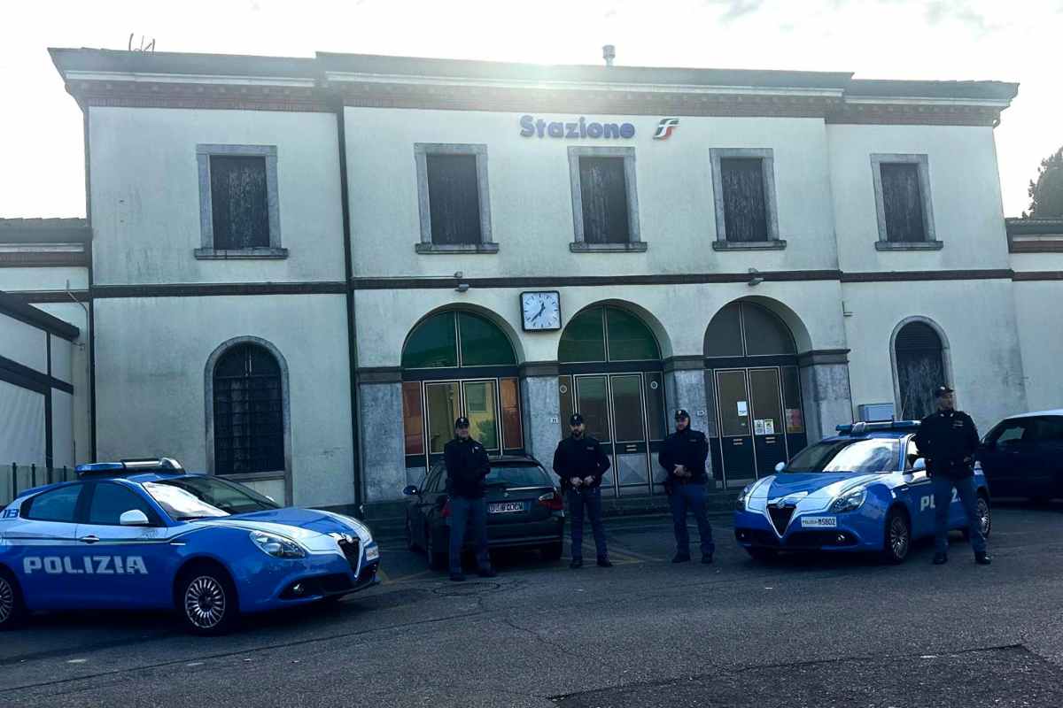 La polizia davanti alla Stazione di Padova